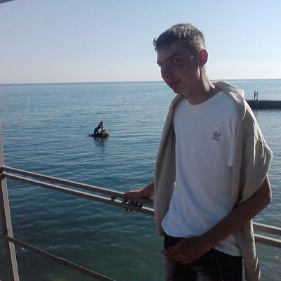 Марк Олейников