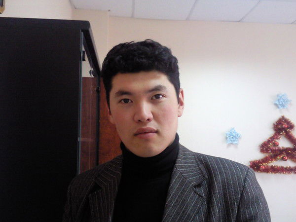 Нариман Идолбаев