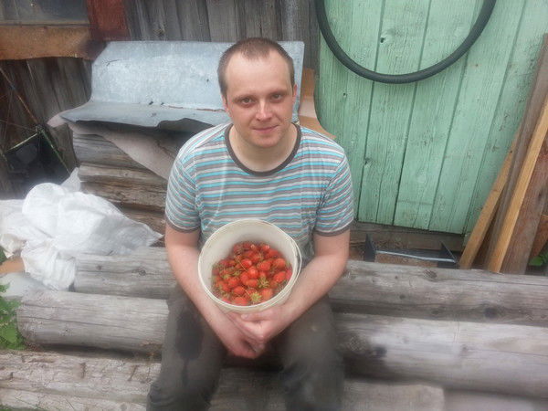 Евгений Баринов