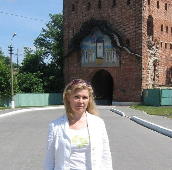 Неизвестно Неизвестно