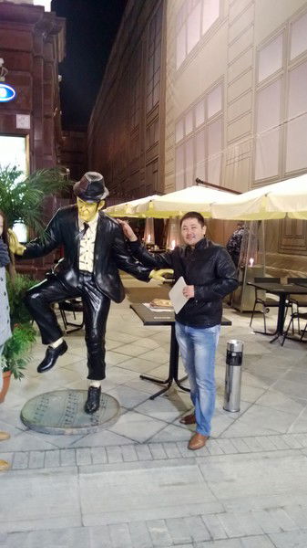 Исхак Альберт Уулу