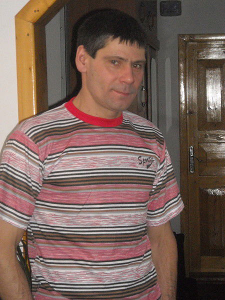 Виктор Николаев