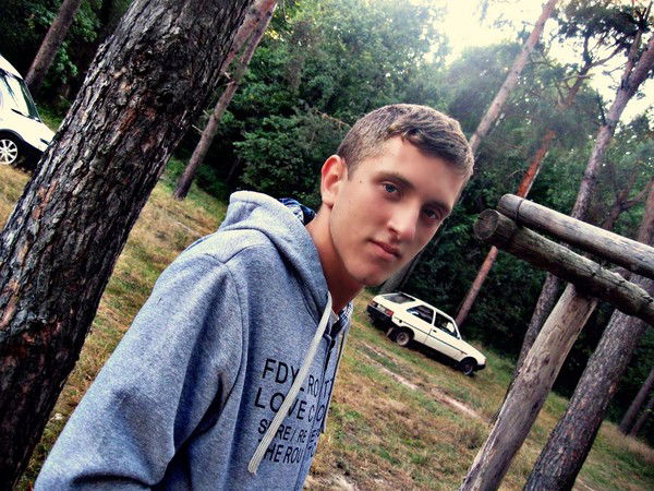 Максим Яловенко