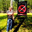 Денис Старков