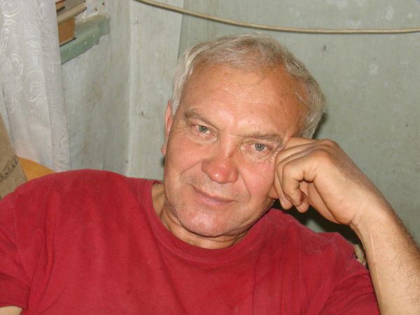 Виктор Назарович