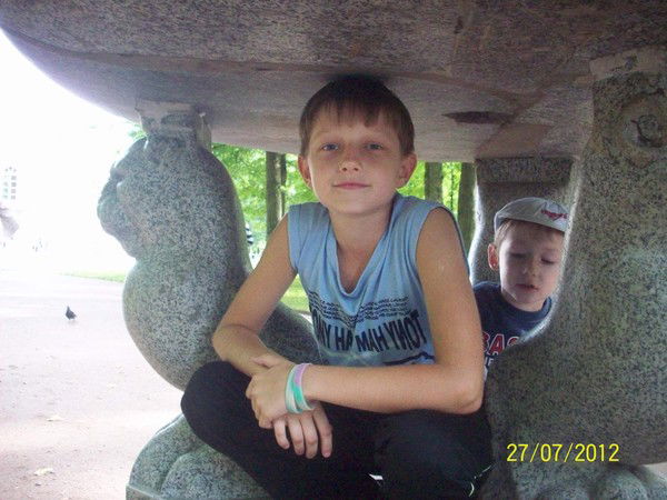 Максим Симонов