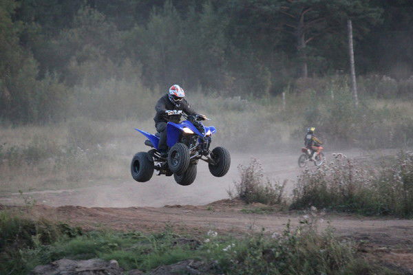 Евгений Карлинский