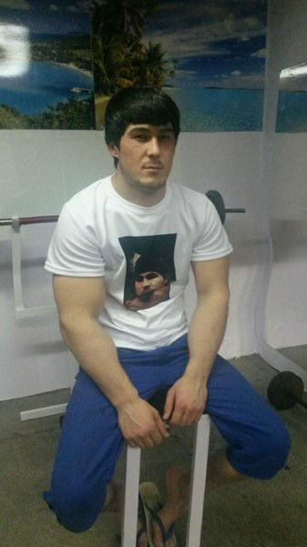 Navruz D(-_-)B Gani ****