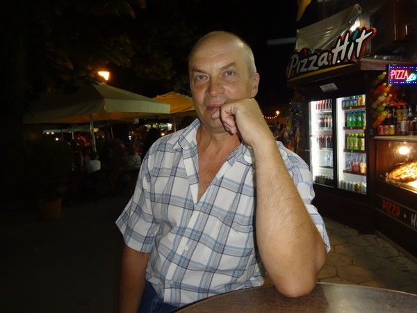 Владимир Рыбаков