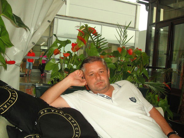 Константин Константин