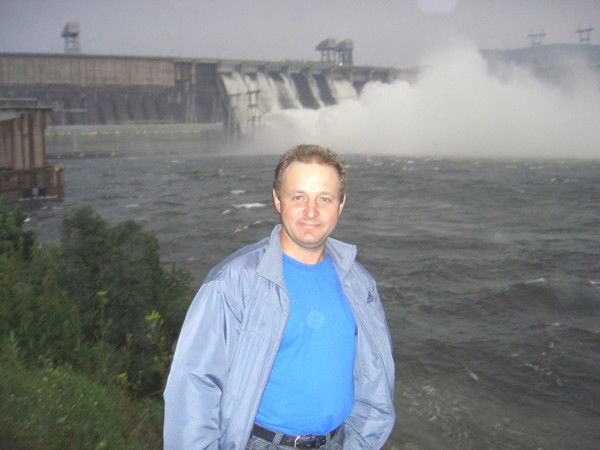 Олег Куриленко