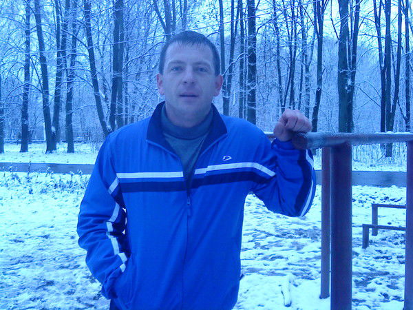 Саша Емельянов