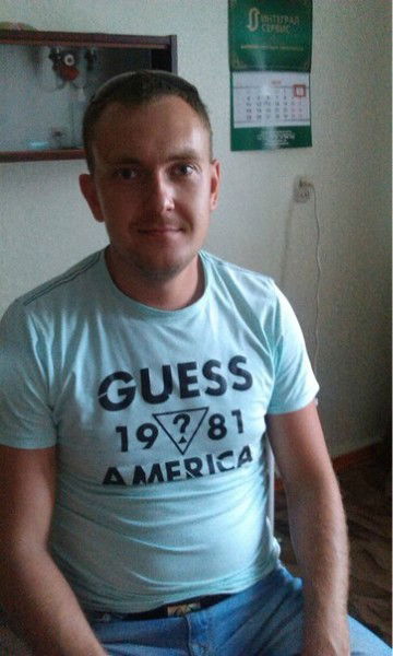 Андрей Хряков