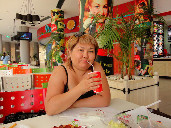 Асель Топанова