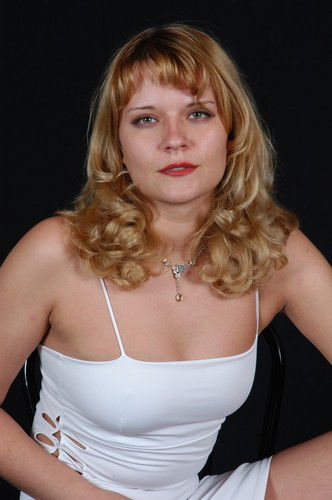 Юлия Замостян