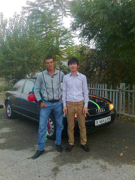 Равшан Ашуров