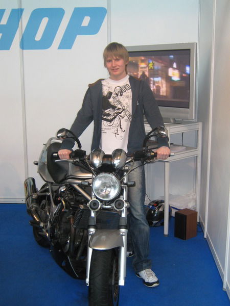 Влад Пикулик