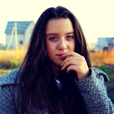 Кристина Холод