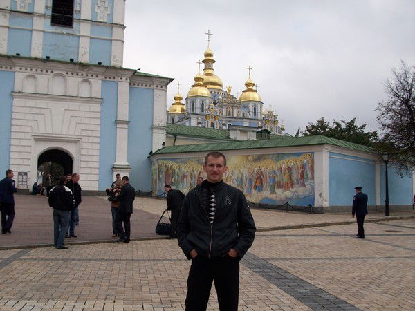 Александр Алейников