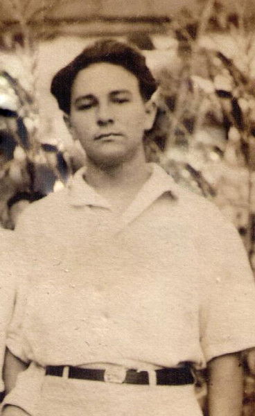 Артур Александров