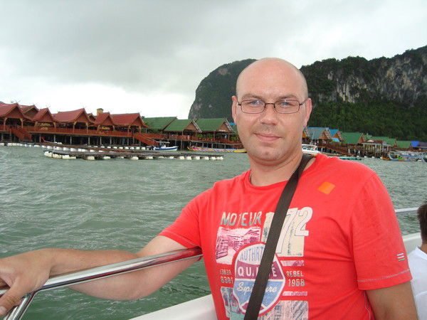 Андрей Середин