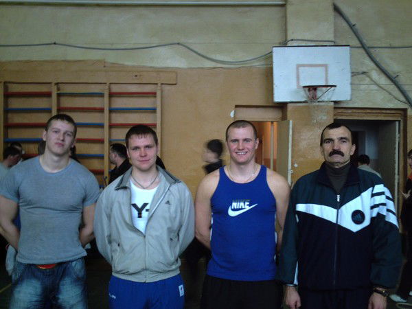 Евгений Сыроw