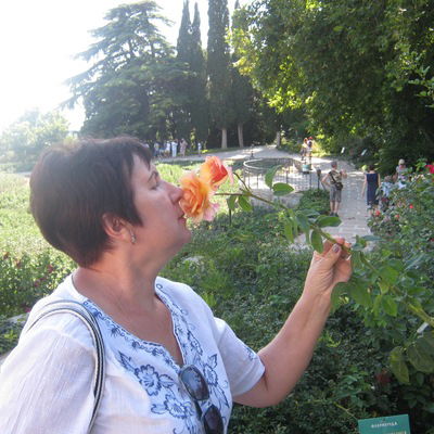 Елена Гаркавенко