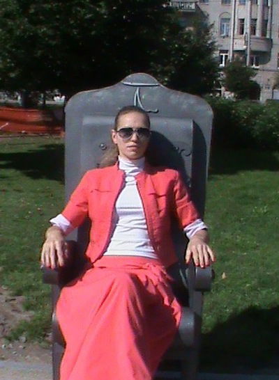 Оля Полякова