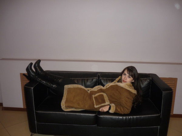 Любовь Зотова