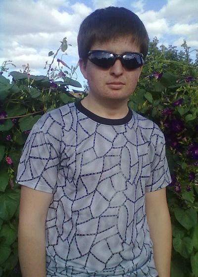 Влад Дровниченко