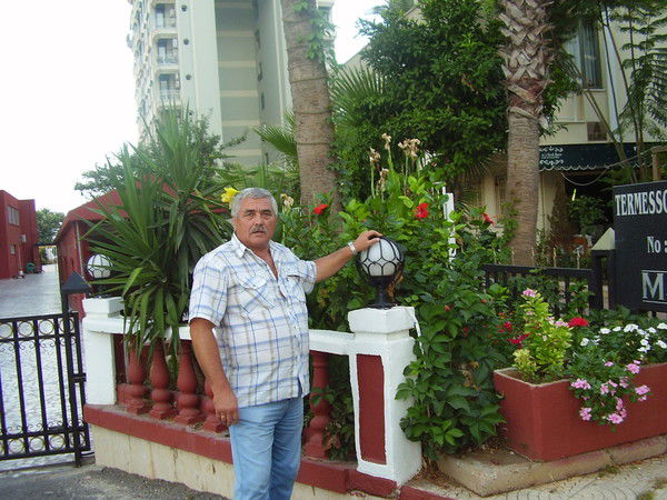 Николай Зверев