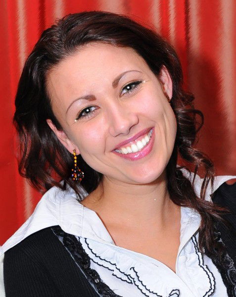 Лена Анохина