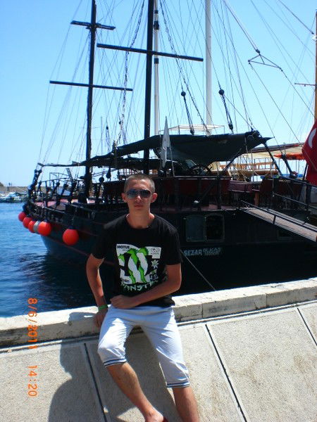 Саня Коршунов