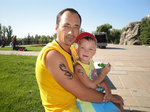 Юрий Шустров