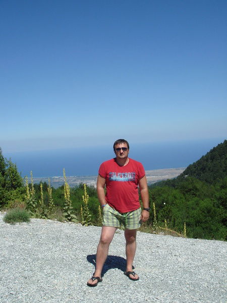 Дмитрий Бажанов