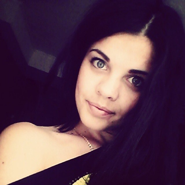 Оленька Комратова