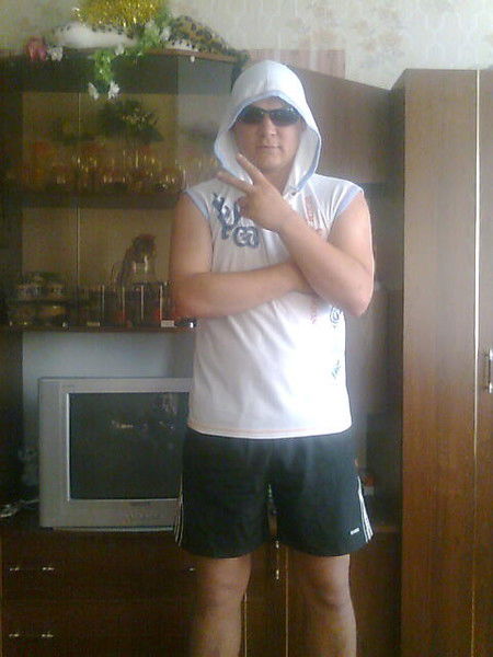 Сергей Ухач