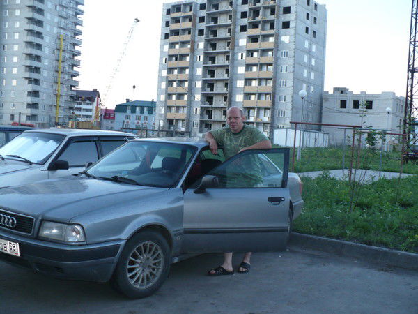 Юрий Сахаров