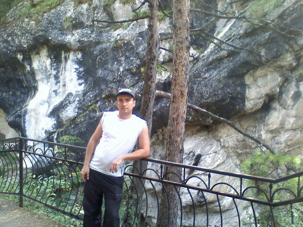 Олег Гусалов