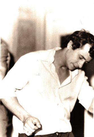 Михаил Попов