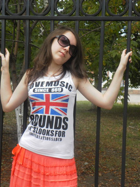 Иришка Лобанова