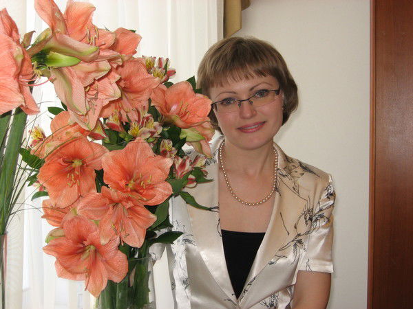 Елена Олещук