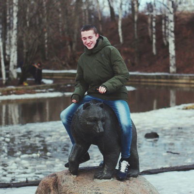 Руслан Макаров