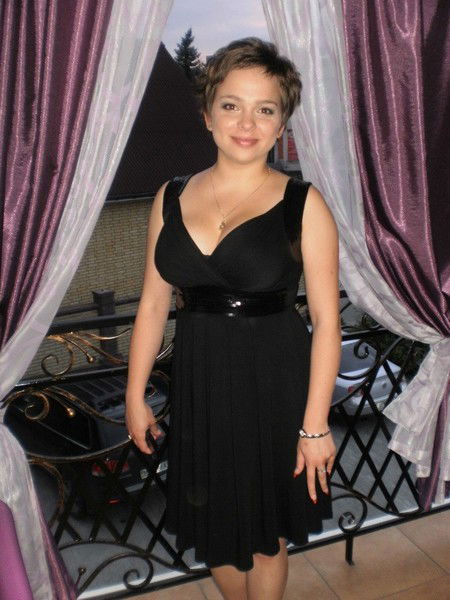 Лена Мирошниченко