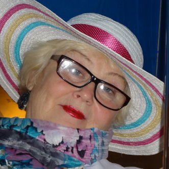 Люба Картомышева