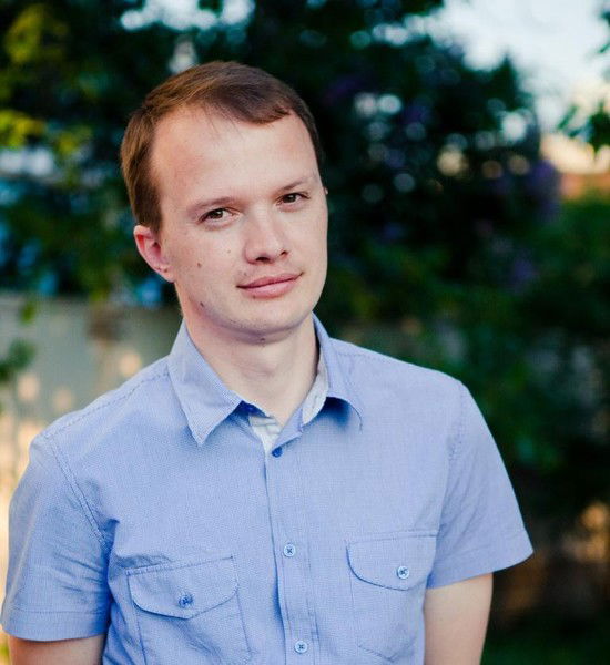 Александр Ступак