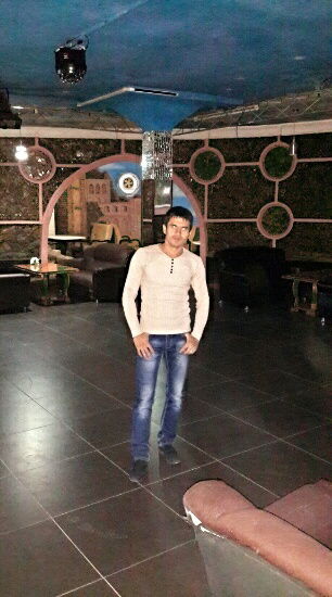 Мурат Пулатов