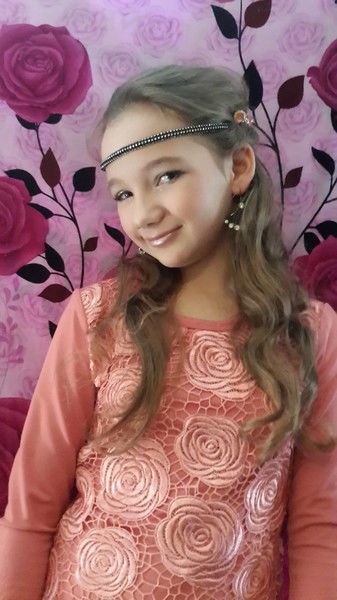 Настёна Лавренова