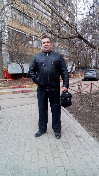 Роман Александров