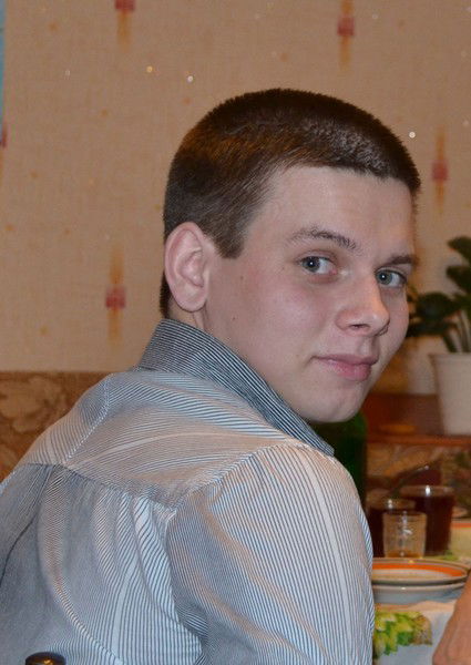 Денис Воронин